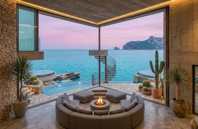 Private Estate Magnificent Views